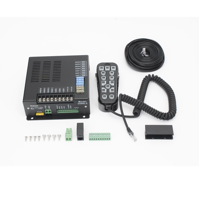 Sistema de Sirena Vehicular / 200W / Controlador Unimando 14 Botones / 7 Salidas Auxiliares / Micrófono PA / Certificación SAE J1849