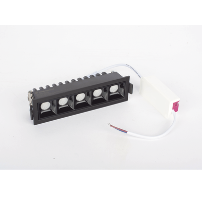 Reflector LED Lineal Empotrable / Luz Fría 6000 K / 10 W / 750 lúmenes / Haz 45° / IP20 / Vida útil 50000 hrs