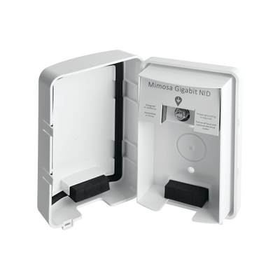 Protector PoE Gigabit / Protección Línea a Línea y Línea a Tierra / GDT 10 kA / IP54 / -40 a 55°C / Montaje en Pared