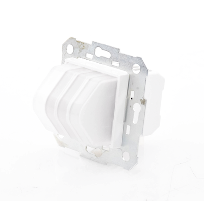 Luz de Indicación Hospitalaria Cuatricolor / 4 Segmentos Luminosos RGB / Alimentación 12 VCC / Bus RS485 / 45x45x30 mm / DIN VDE 0834