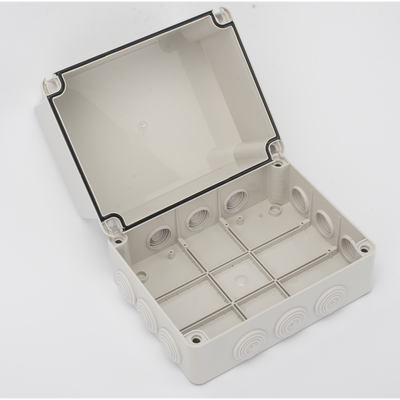 Caja de Derivación IP / 12 Glándulas Recortables / IP55 / Rango Térmico -40 a 120 °C / 190 x 240 x 165 mm (7.5 x 9.4 x 6.5 in) / Protección EMI y Antiestática