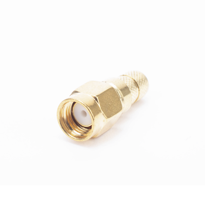 Conector SMA Macho Inverso / Anillo Plegable / Cables RG-8/X, LMR-240, Belden 9258 / Cuerpo Bronce Oro / Aislante Teflón