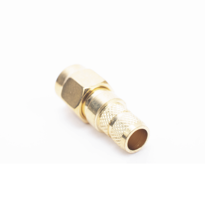 Conector SMA Macho Inverso / Anillo Plegable / Cables RG-8/X, LMR-240, Belden 9258 / Cuerpo Bronce Oro / Aislante Teflón