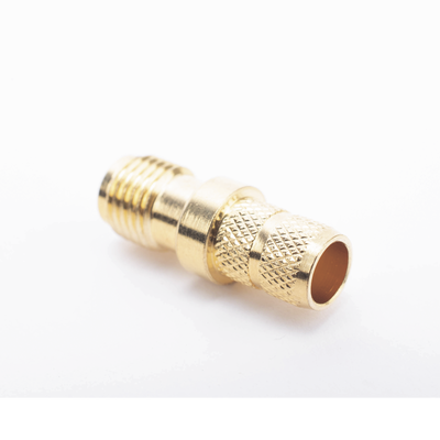 Conector RF / SMA Hembra Inverso / Anillo Plegable / Compatibilidad RG-8/X, LMR-240 / Oro/Oro/Teflón