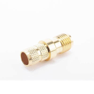 Conector RF / SMA Hembra Inverso / Anillo Plegable / Compatibilidad RG-8/X, LMR-240 / Oro/Oro/Teflón