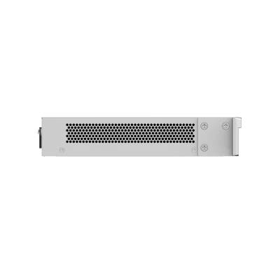 Switch Administrable PoE+ / 24 Puertos Gigabit / 4 SFP+ 10 Gb / Capacidad 128 Gbps / 370 W PoE / Gestión Cloud