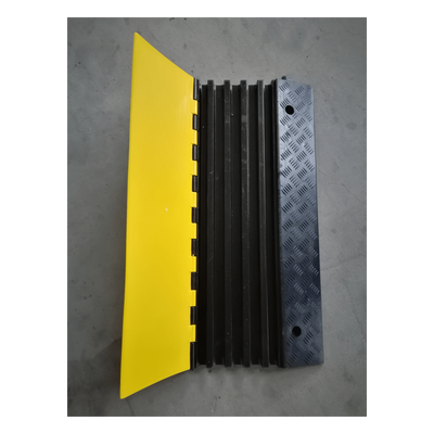 Protector de Cable / 5 Canales / Capacidad 4.6 Toneladas / Canal 38x35 mm / Longitud 90 cm / Rango -45℃ a 60℃