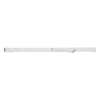 Luminario LED Tipo Regleta / 572 x 24 x 24 mm (1.88 x 0.08 x 0.08 ft) / 127 Vca / Luz Blanca 6 500 K / 900 lm / 9W