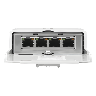 Switch PoE de Paso para Exterior / 4 Puertos Gigabit / 24V PoE / IP67 / -30°C a 70°C / 4 Gbps Throughput