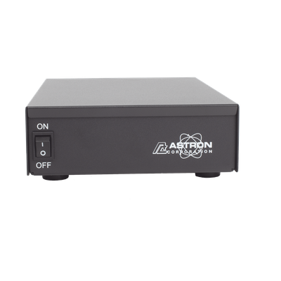 Fuente de Poder Conmutada / 13.8 Vcc / 18 A Máxima / 100-240 VCA Entrada Universal / 1.6 kg / CE RoHS Energy Star