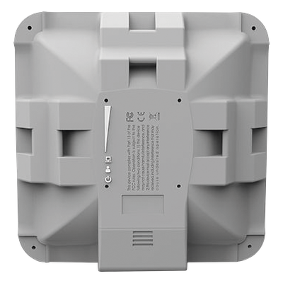 CPE y PtP / 5GHz 802.11a/n / MIMO / Antena 16dBi 23° / 316mW / 12km / 600MHz / 129x129x34mm