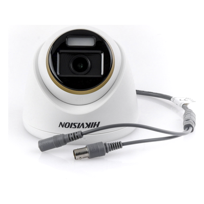 Turret TURBOHD 4K / Lente 2.8 mm / Color 24/7 / Luz Blanca 40 m / 131 ft / IP67 / WDR 130 dB
