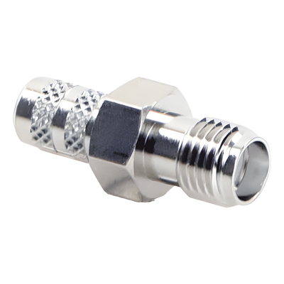 Conector Coaxial SMA Hembra / Anillo Plegable / Para Cables RG-8/X, LMR-240, Belden 9258 / Cuerpo Níquel / Contacto Oro / Aislante Teflón