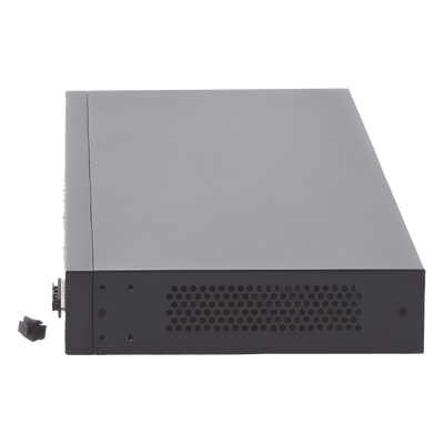 Switch Gigabit Administrable / 24 Puertos RJ45 / 4 Puertos SFP 1G / 56 Gbps / Sin Ventilador / Omada SDN