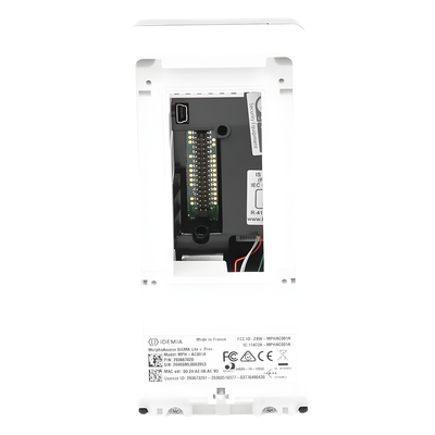 Lector de Huella Biométrico / Sensor Óptico FBI PIV-IQS / Pantalla Táctil 2.8 Pulgadas / Almacenamiento 10,000 Usuarios / IP65 / PoE y 12-24V DC / Lector PROX HID / Ethernet, RS485, USB, Wi-Fi