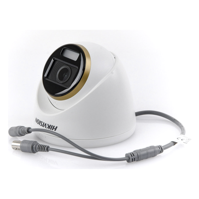 Turret TURBOHD 4K / Lente 2.8 mm / Color 24/7 / Luz Blanca 40 m / 131 ft / IP67 / WDR 130 dB