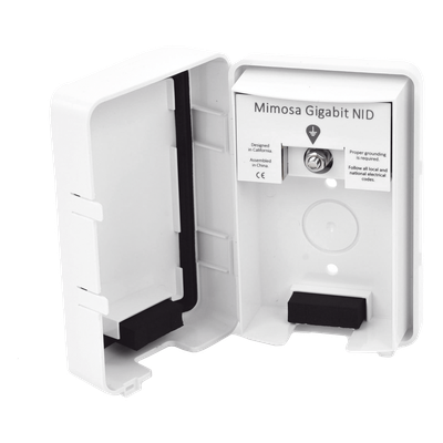 Protector PoE Gigabit / Protección Línea a Línea y Línea a Tierra / GDT 10 kA / IP54 / -40 a 55°C / Montaje en Pared