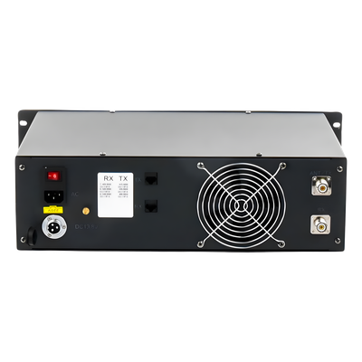 Repetidor UHF / 400-450 MHz / 40W / Protocolo DMR / Montaje en Rack