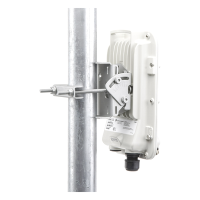 Radio Point-to-Point / Hasta 1.36 Gbps / 4.91-6.2 GHz / 802.11ac Wave 2 MU-MIMO 4x4 / Conectorizado / +80 km / IP66/67