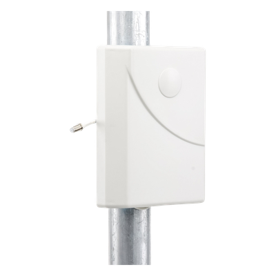 Antena Panel / Multibanda 700-960 MHz y 1710-2170 MHz / 75 Ohm / Ganancia 10.6 dBi / 21 cm x 18 cm (8.3 in x 7.1 in)