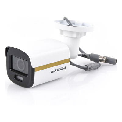 Cámara Bala TURBOHD 4K / Imagen a Color 24/7 / Lente 2.8 mm / Luz Blanca 20 m (65.6 ft) / Exterior IP67 / WDR 130 dB / Metal