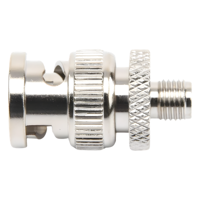Adaptador Coaxial en Línea / SMA Hembra a BNC Macho / Cuerpo Bronce Niquelado / Contacto Oro / Aislante Teflón
