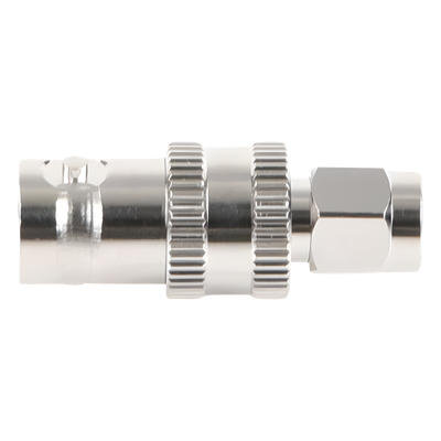 Adaptador RF Coaxial / SMA Macho a BNC Hembra / En Línea / Cuerpo Bronce Niquelado / Contacto Oro / Aislante Teflón