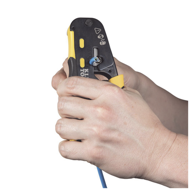 Ponchadora/Pelacables/Cortacables / Conectores Pass-Thru RJ45 / RJ11/RJ12 Estándar / Matraca Ciclo Completo / 28-22 AWG