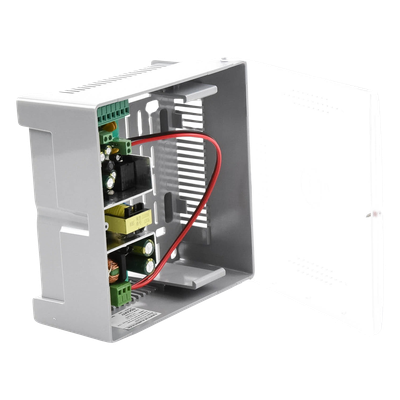 Fuente de Poder con Gabinete / 4 Salidas / 11-15 Vcc / 5 A / Entrada 96-264 Vca / Protección de Batería 10.5 V