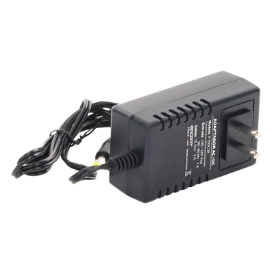 Fuente de Poder Regulada / 15 VCC / 3 A / Entrada 100-240 VCA / 36 W / 88x50x35 mm (3.46x1.97x1.38 in)