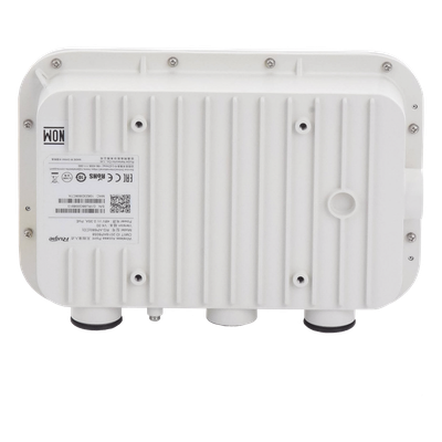 Punto de Acceso Wi-Fi 6 / Sectorial 60° / Hasta 1775 Mbps / Dual Banda 2.4/5 GHz / PoE + SFP Uplink / IP68