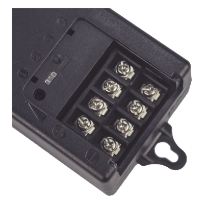 Fuente de Poder DC / 12 V @ 5A / 4 Canales / Filtro de Ruido para Video 4K / Protección PTC / Entrada 110-240V CA