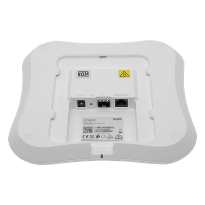Punto de Acceso Wi-Fi 7 / Tri-Banda / BE14000 / 13 Gbps / 600 Usuarios / 2.5G PoE In + SFP+ 10G / MIMO 8x8