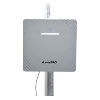 Lector RFID UHF / Alcance 6 m (19.7 ft) / Bluetooth / Antena 12 dBi / Wiegand 26 / IP Climas Extremos
