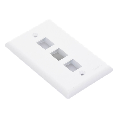 Placa de Pared Vertical / 3 Puertos Keystone / ABS / 69.8 x 114.3 mm / 2.75 x 4.5 pulg. / Blanco